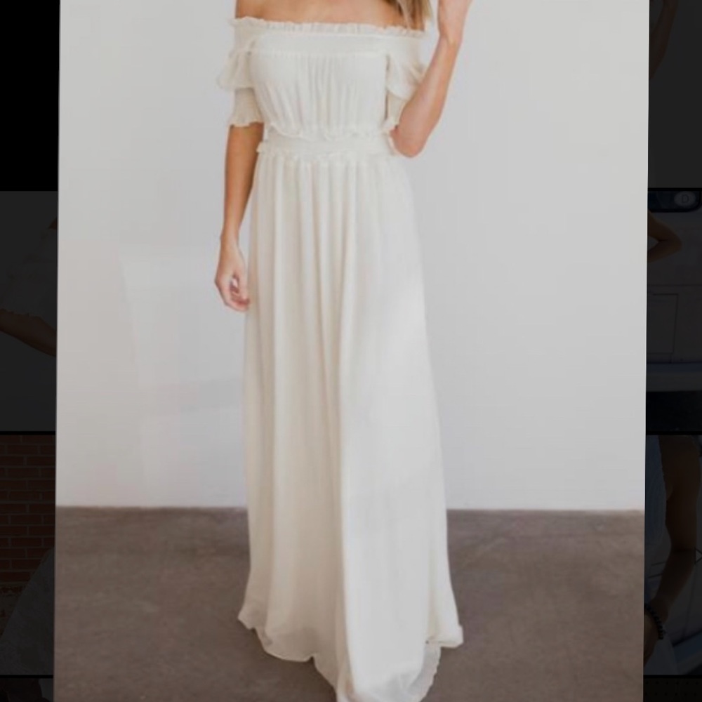 Harper Ivory Smocked Maxi Dress size small- off white